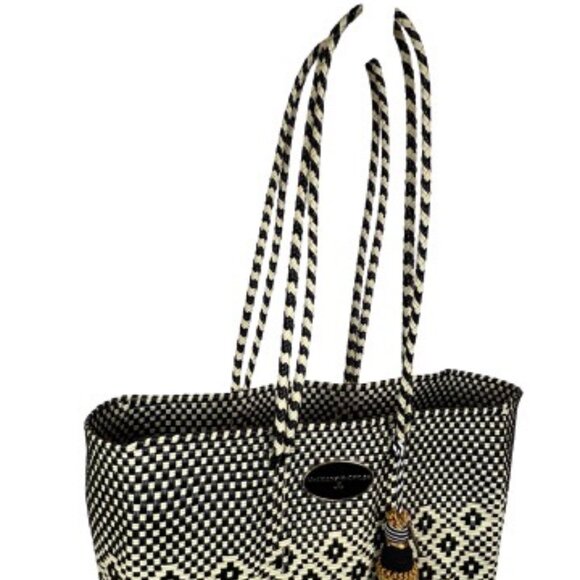 Authentic MacKenzie-Childs Courtyard Tote Medium Black and White Woven - Picture 3 of 9